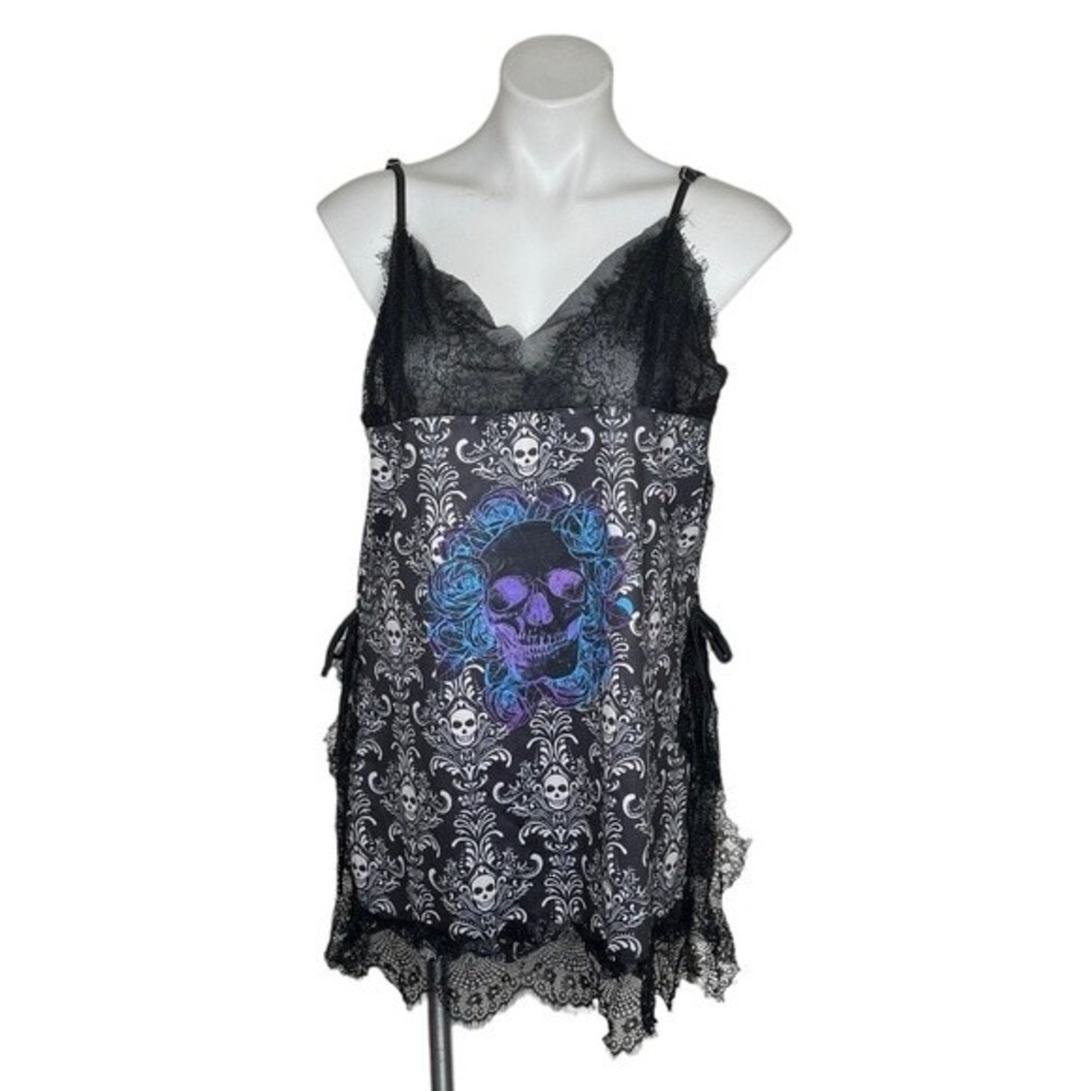 SKULLS Lingerie Nighty Black White Purple Blue High Side Opening Lace Size XL